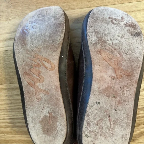 Men’s Olukai Moloa Ili leather slipper - Picture 4 of 9